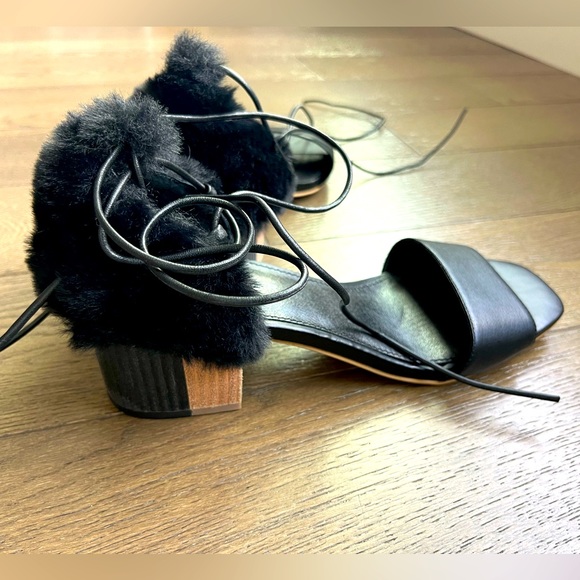 Kelsi Dagger heels - Picture 1 of 7